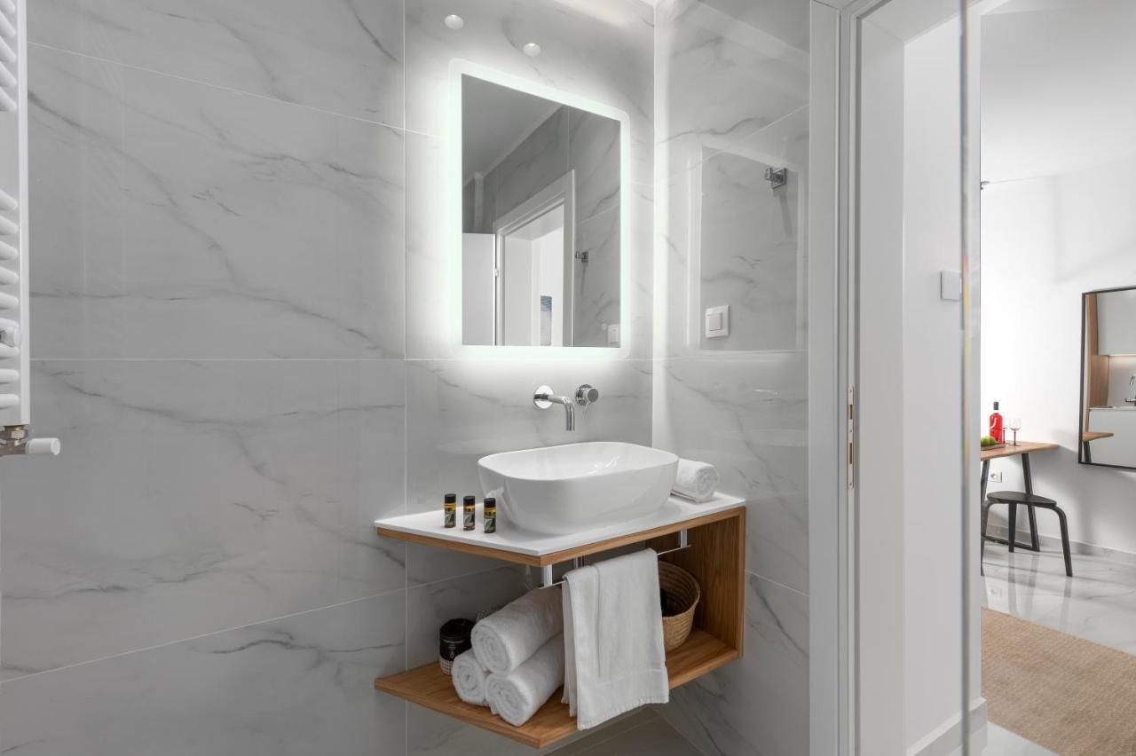 Ιωκα Suites / The Urbitality Project 테살로니키 외부 사진