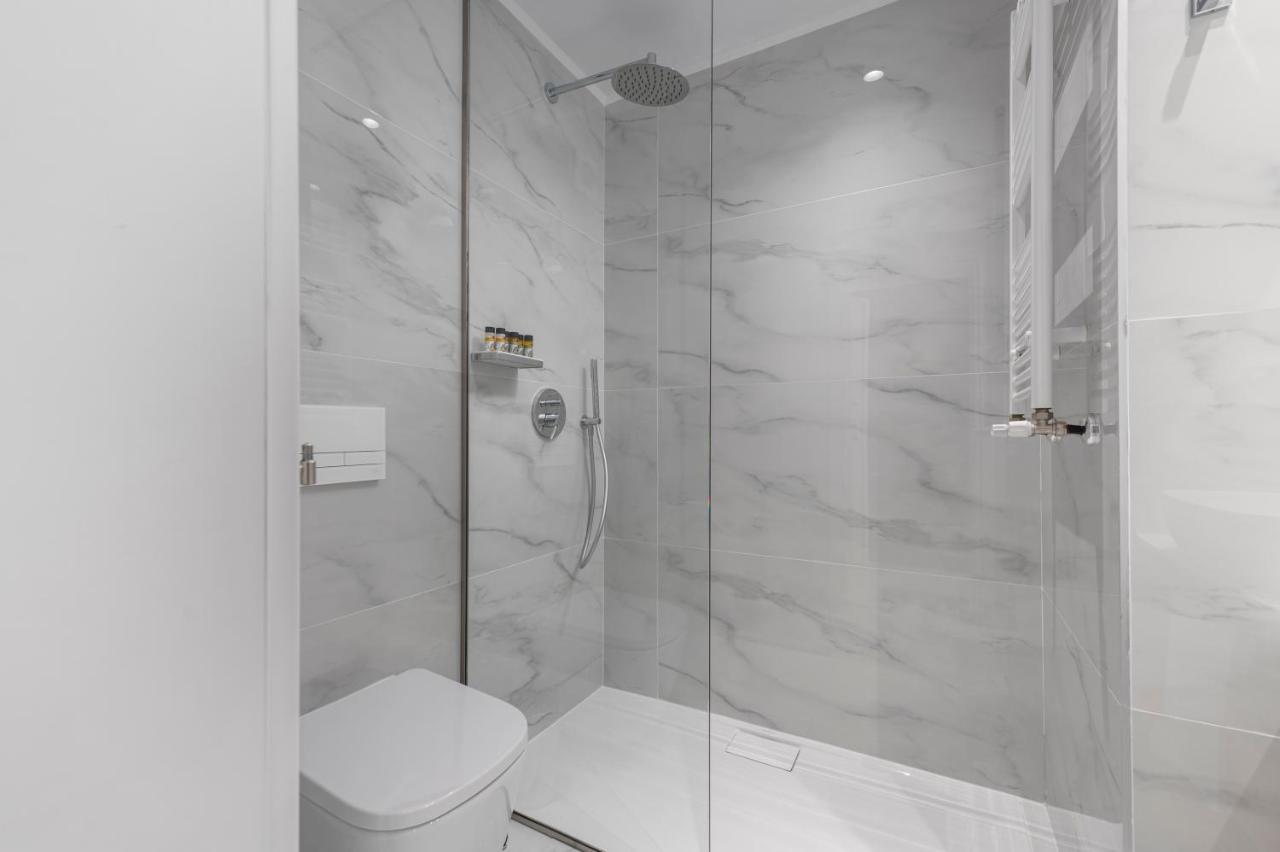 Ιωκα Suites / The Urbitality Project 테살로니키 외부 사진